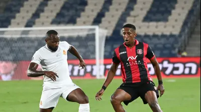 אוראל באייה, הפועל ירושלים לצד לני נאנז'יס, מ.ס. אשדוד. ברני ארדוב