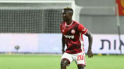 קינגס קנגאווה, שחקן הפועל באר שבע. ברני ארדוב