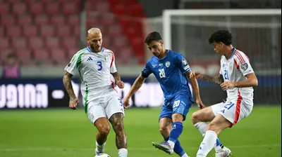 דן ביטון, נבחרת ישראל לצד פדריקו דימרקו, נבחרת איטליה. GettyImages