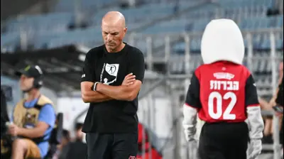 זיו אריה, מאמן הפועל ירושלים. ברני ארדוב