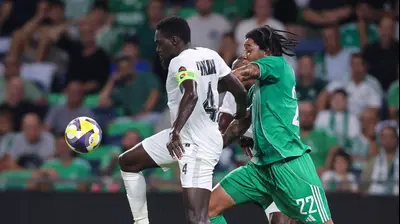 טימותי אוואני, מ.ס. אשדוד לצד טריבנטה סטיוארט, מכבי חיפה. מאור אלקסלסי