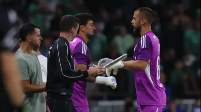 שריף כיוף, שוער מכבי חיפה מחליף את גיאורגי ירמקוב. מאור אלקסלסי