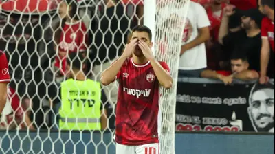 שחקן הפועל באר שבע דן ביטון. דני מרון