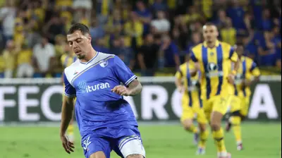 שי בן דוד שחקן עירוני קרית שמונה. דני מרון