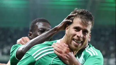 גיא מלמד שחקן מכבי חיפה חוגג שער. דני מרון