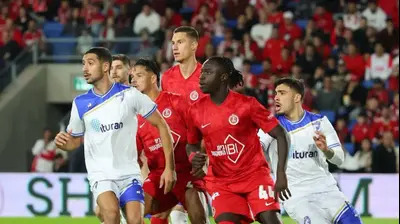 שחקן הפועל תל אביב, דניאל דאפה, במשחק מול עירוני קרית שמונה. אודי ציטיאט