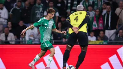 ינון פיינגזיכט שחקן מכבי חיפה. מאור אלקסלסי