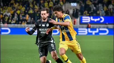 רוי רביבו מכבי תל אביב מול עירוני טבריה. אריאל שלום