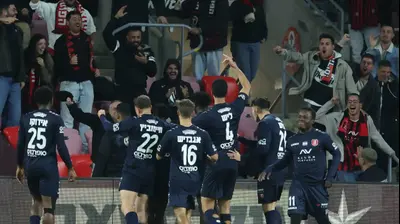 שחקני הפועל ירושלים חוגגים. דני מרון