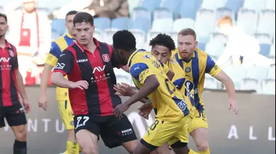 שחקן הפועל ירושלים, אוהד אלמגור, מול מכבי תל אביב. דני מרון