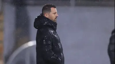 עומר פרץ מאמן הפועל פתח תקוה. מאור אלקסלסי