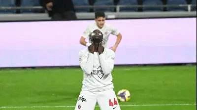 שחקן הפועל תל אביב, דניאל דאפה. ברני ארדוב