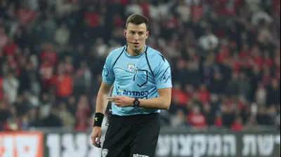 אביב קליין שופט כדורגל. דני מרון