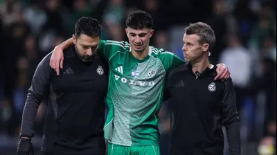 אלעד אמיר שחקן מכבי חיפה יוצא לאחר פציעה. מאור אלקסלסי