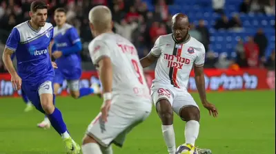 ג'בון איסט, חלוץ הפועל חיפה. קובי אליהו