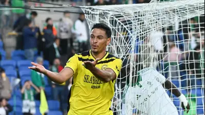 בסאם זערורה שחקן מכבי נתניה חוגג שער. ברני ארדוב