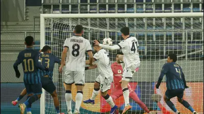 ריקרדו אורסוליני שחקן בולוניה כובש שער שנפסל מול מכבי תל אביב. רויטרס