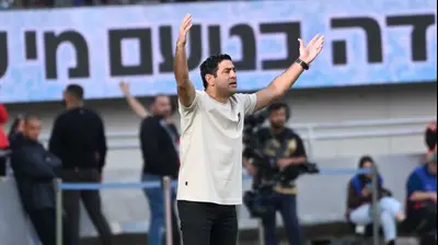 אליניב ברדה מאמן הפועל תל אביב. ברני ארדוב