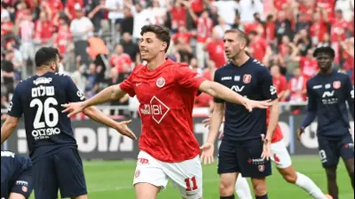 כוכב הפועל תל אביב סתיו טוריאל חוגג מול הפועל ירושלים. ברני ארדוב