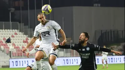 איאד אבו עביד שחקן מכבי בני ריינה לפני סטניסלב בילנקי שחקן עירוני טבריה. אודי ציטיאט