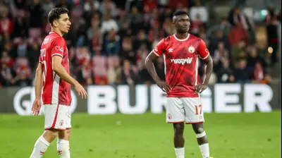 קינגס קאנגווה, דן ביטון שחקני הפועל באר שבע. קובי אליהו