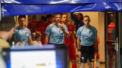 אוראל גרינפלד שופט כדורגל. קובי אליהו