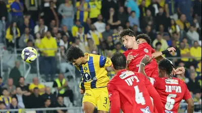 שחקן מכבי תל אביב, רוי רביבו, בדרבי. אודי ציטיאט