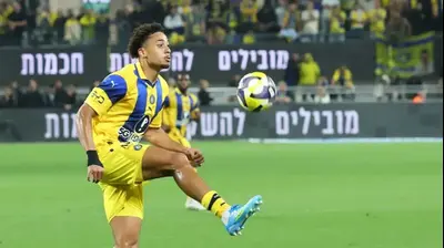 שחקן מכבי תל אביב, טייריס אסנטה. אודי ציטיאט