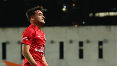 לויזוס לויזו שחקן הפועל תל אביב נגד הפועל פתח תקוה. אודי ציטיאט