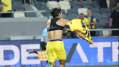 שחקן מכבי תל אביב, דור פרץ, אחרי שער הניצחון מול הפועל באר שבע. דני מרון