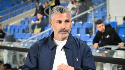ליאור זדה מאמן הפועל ריושלים. ברני ארדוב