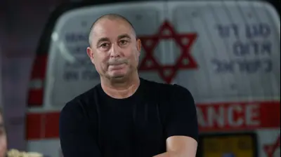 האיש החזק של מ.ס. אשדוד, ג'קי בן זקן. דני מרון