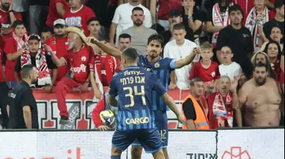 שחקן מכבי תל אביב, דור פרץ. דני מרון