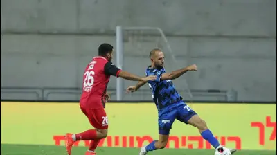 יזן נסאר, הפועל פתח תקוה מול הפועל ירושלים. אודי ציטיאט