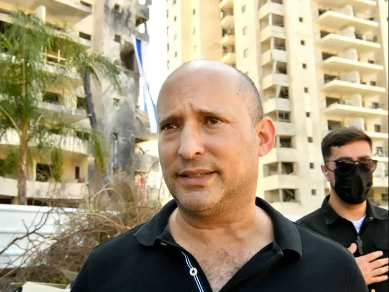 הבניין שנפגע מטיל איראני, פתח תקווה.