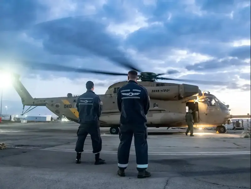 המראות מסוקי חיל האוויר לרעים לקליטת החטופים השבים