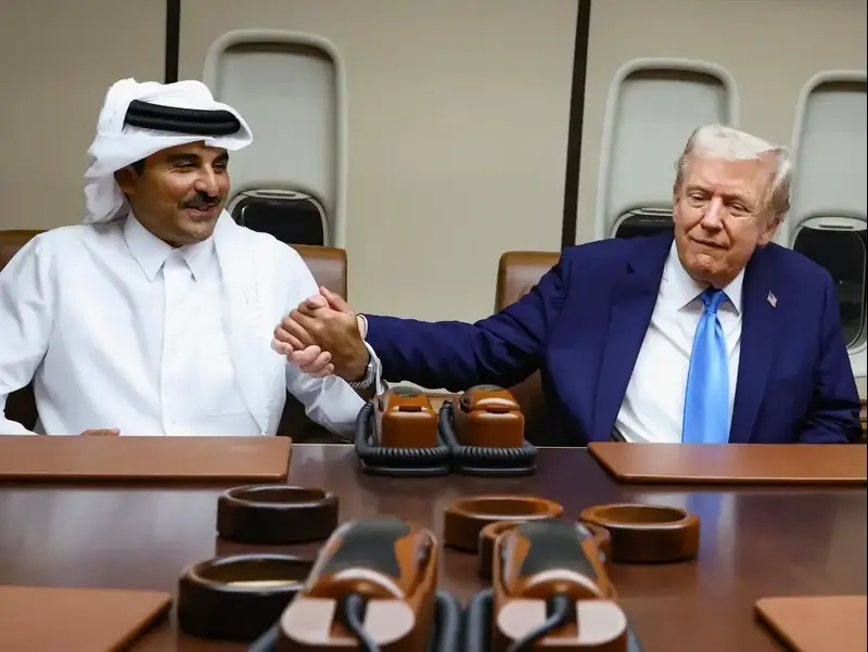טראמפ נועד הערב עם אמיר קטאר במטוס אייר פורס 1. 25 באוקטובר 2025