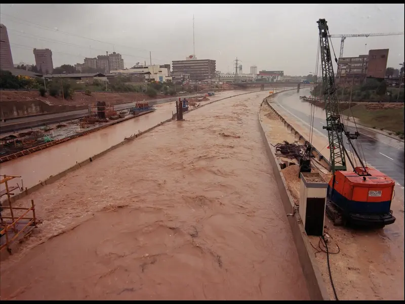 האם "ביירון" תציף מחר את איילון ותשבית את רכבת ישראל?