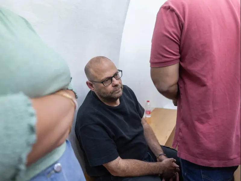 החקירה שנתקעה, ארגון הפשע - והעד שפתח על המשטרה