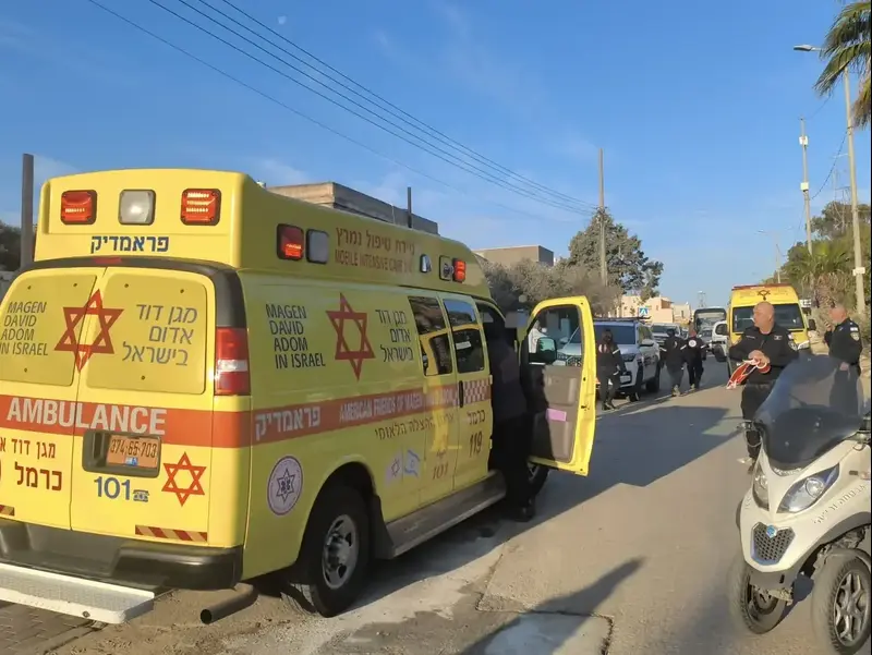 רצח משולש בצפון: 3 גברים נורו ברחוב לאור יום