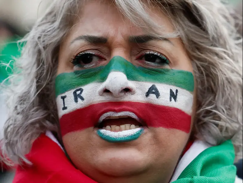 מפגינים ופעילים התכנסו לתמיכה במחאות של איראן, פריז. 12 בינואר 2026