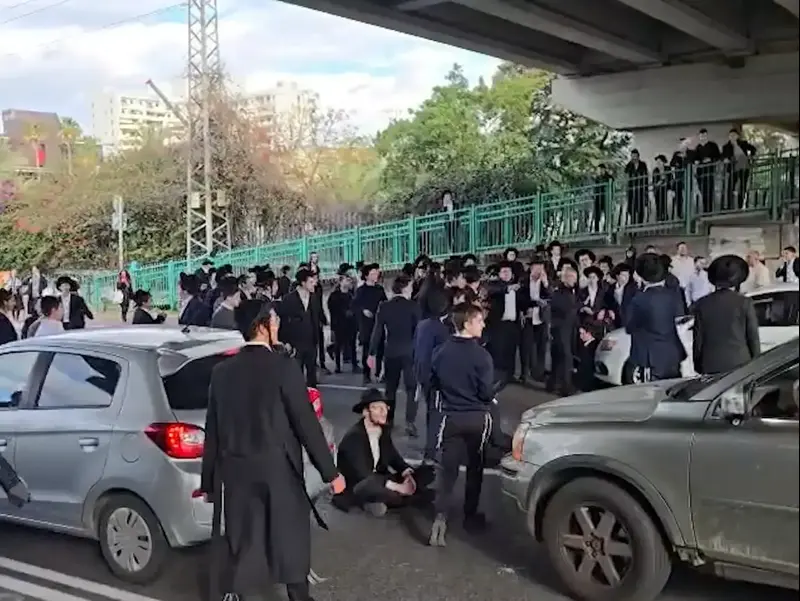 הפגנת חרדים כביש 4, בני ברק