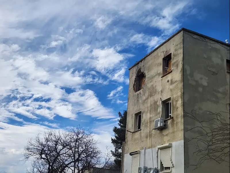 בניין הרוס אחרי המלחמה, מנרה, 26 בינואר 2026