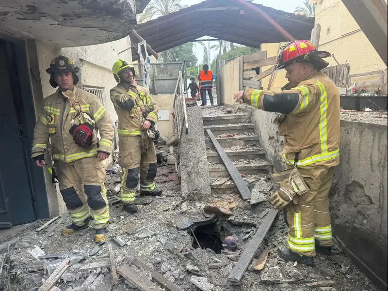 במקביל לאזעקות במרכז: כ-10 שיגורים מלבנון לצפון