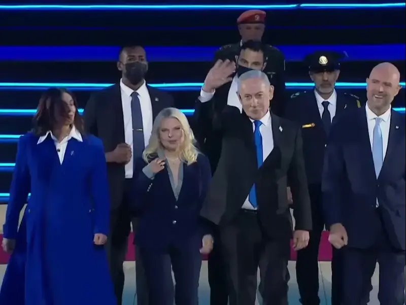 ראש הממשלה בנימין נתניהו ורעייתו שרה בטקס בדלקת המשואות, ערב יום העצמרות ה-78, 21 באפריל 2026