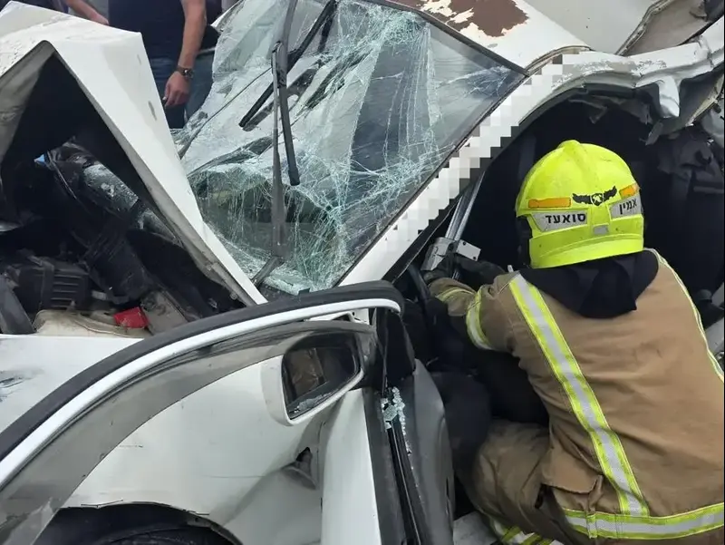 תאונת דרכים בין מספר כלי רכב בכביש 77 סמוך למחלף זרזיר, 3 במאי 2026