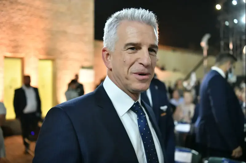 ראש המוסד דדי ברנע בעצרת הפתיחה הממלכתית ליום הזיכרון לשואה, יד ושם ירושלים, 23 באפריל 2025