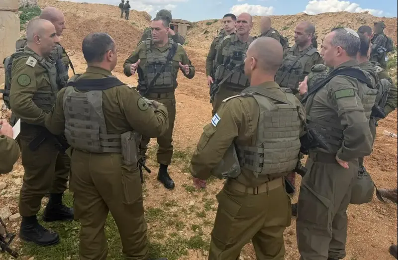 הרמטכ״ל אייל זמיר קיים הערכת מצב בגבול הצפון ותידרך את מפקד פיקוד צפון ומפקדי האוגדות, 2 במרץ 2026