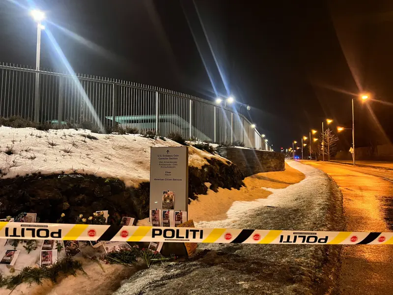 פיצוץ פגע בשגרירות ארה"ב באוסלו וגרם נזק קל. 8 במרץ 2026