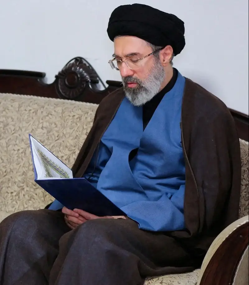 מוג'תבא חמינאי